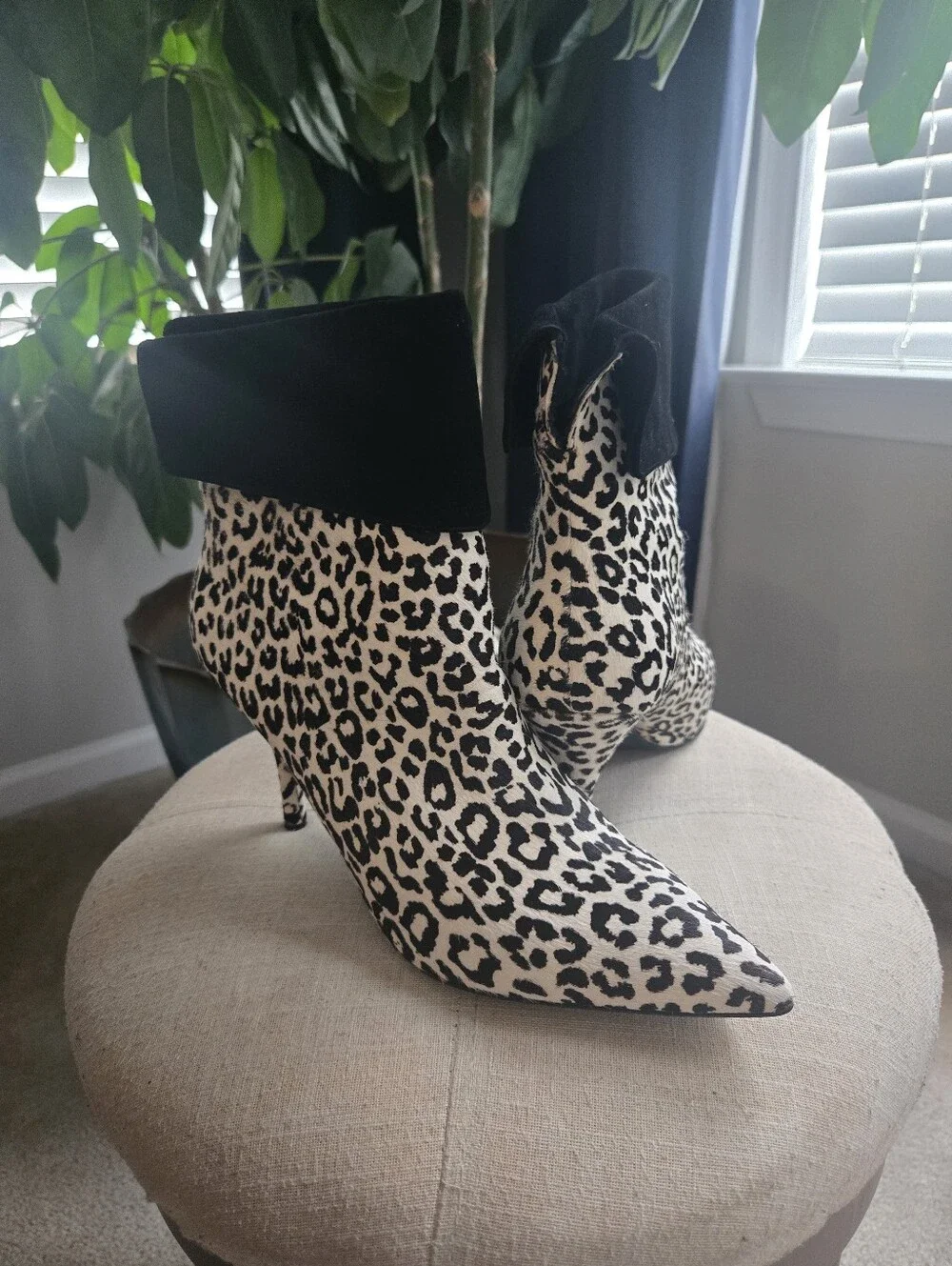 Marc Fisher LTD Fifily Leopard Calf Hair Ankle Bootie - 9